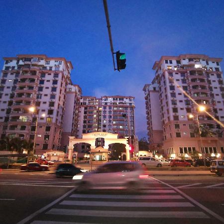 5 Bedrooms Penthouse 3 Bedrooms Apartment Marina Court Resort Condominium Kota Kinabalu Dış mekan fotoğraf